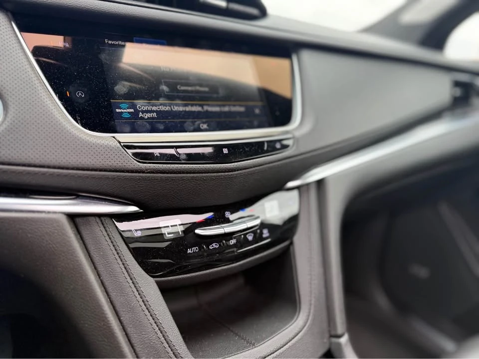 2021 Cadillac XT5 - Image 12 of 13