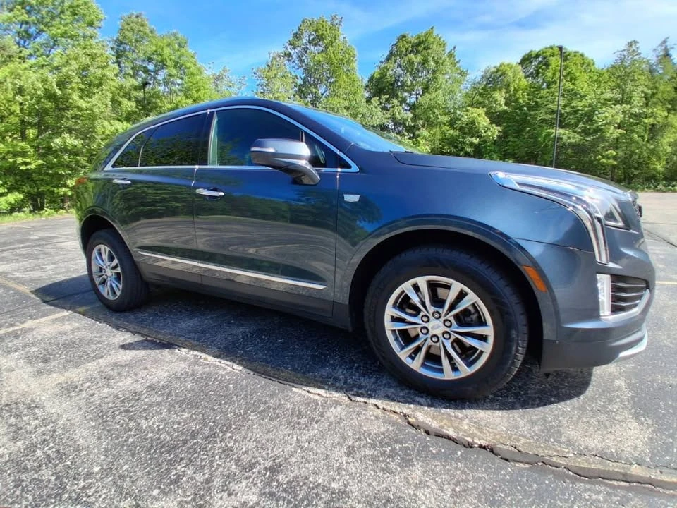 2021 Cadillac XT5 - Image 2 of 9