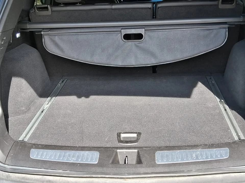 2021 Cadillac XT5 - Image 8 of 9