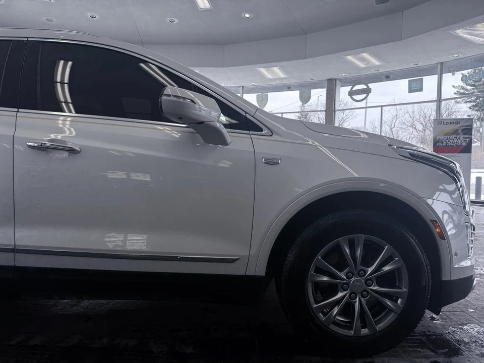 2021 Cadillac XT5 - Image 4 of 21