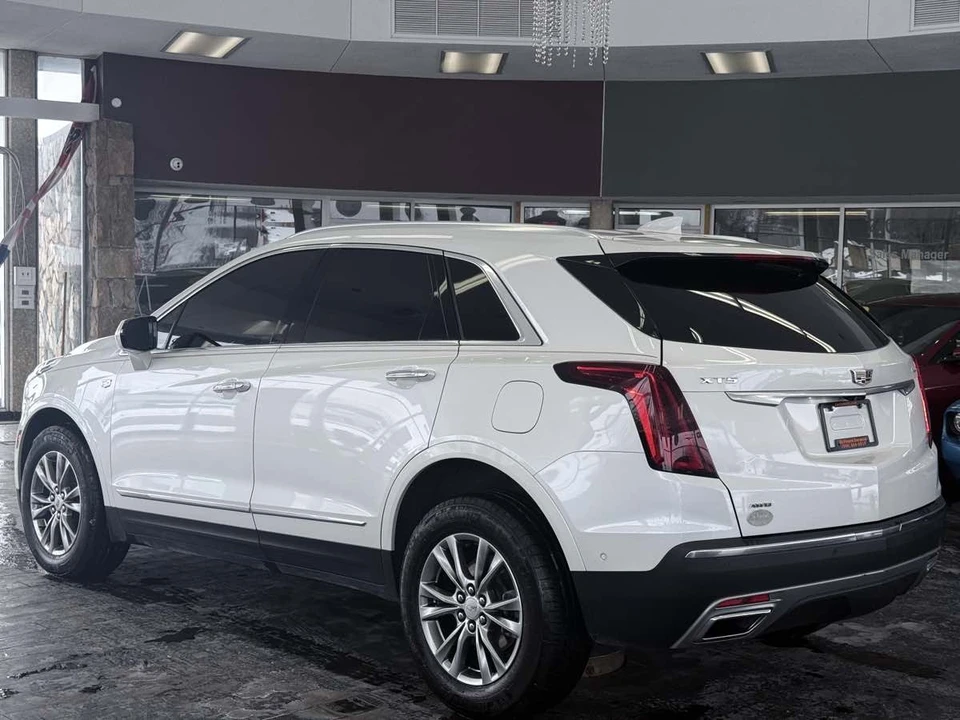 2021 Cadillac XT5 - Image 9 of 12