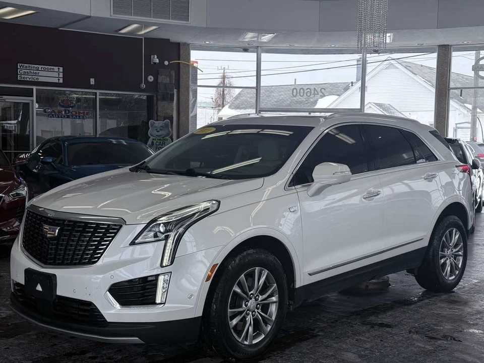 2021 Cadillac XT5 - Image 2 of 21