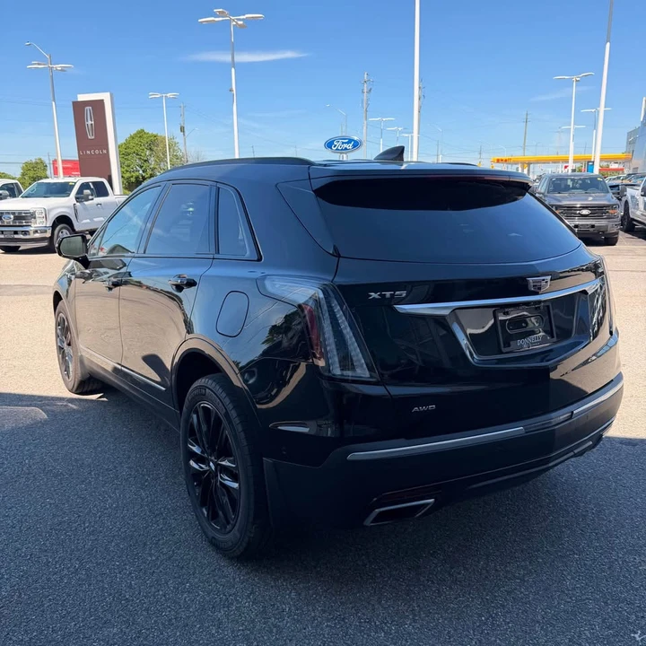 2021 Cadillac XT5 - Image 3 of 16