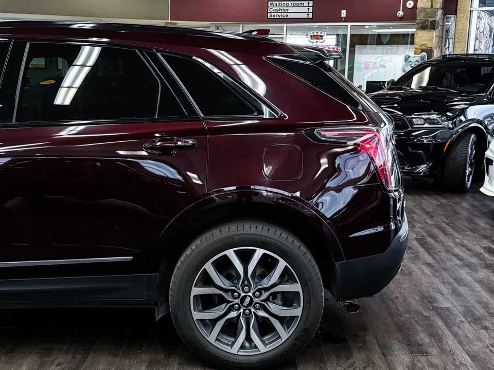 2021 Cadillac XT5 - Image 9 of 21