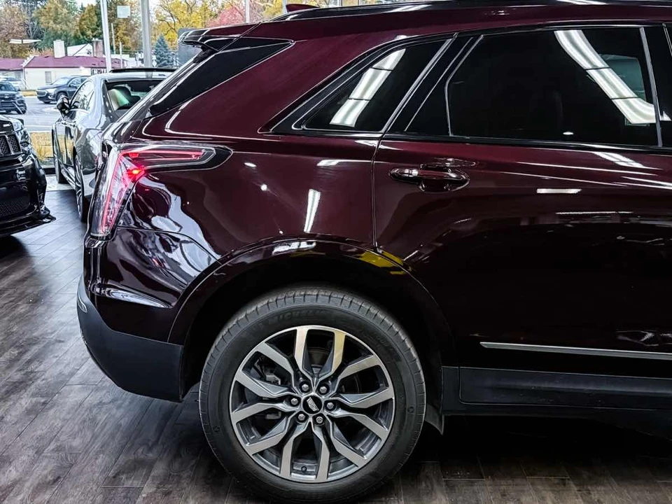 2021 Cadillac XT5 - Image 15 of 21