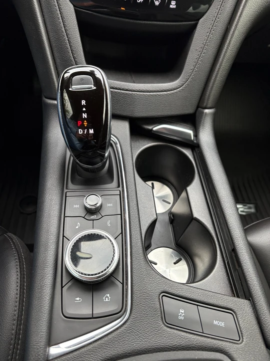 2021 Cadillac XT5 - Image 9 of 21