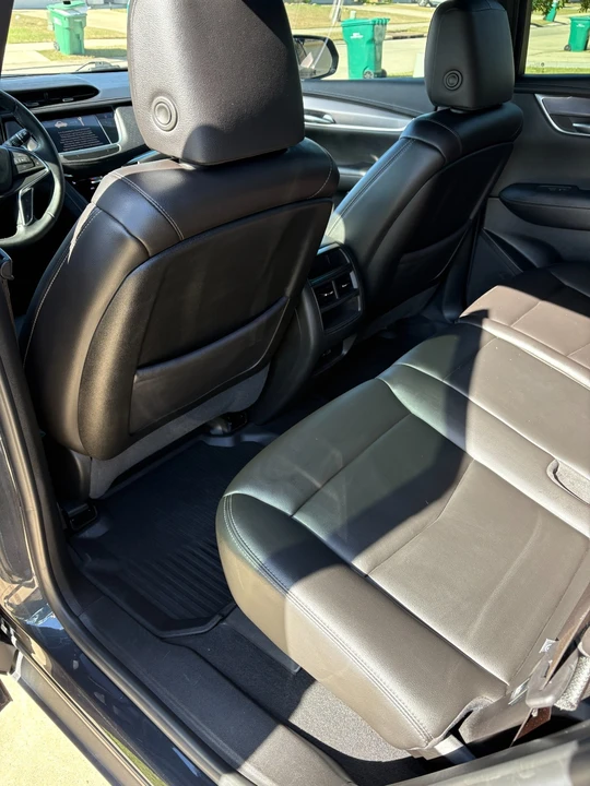 2021 Cadillac XT5 - Image 17 of 21