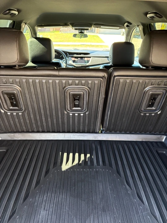 2021 Cadillac XT5 - Image 18 of 21