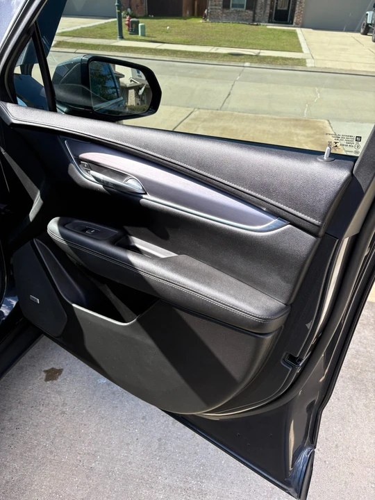 2021 Cadillac XT5 - Image 14 of 21