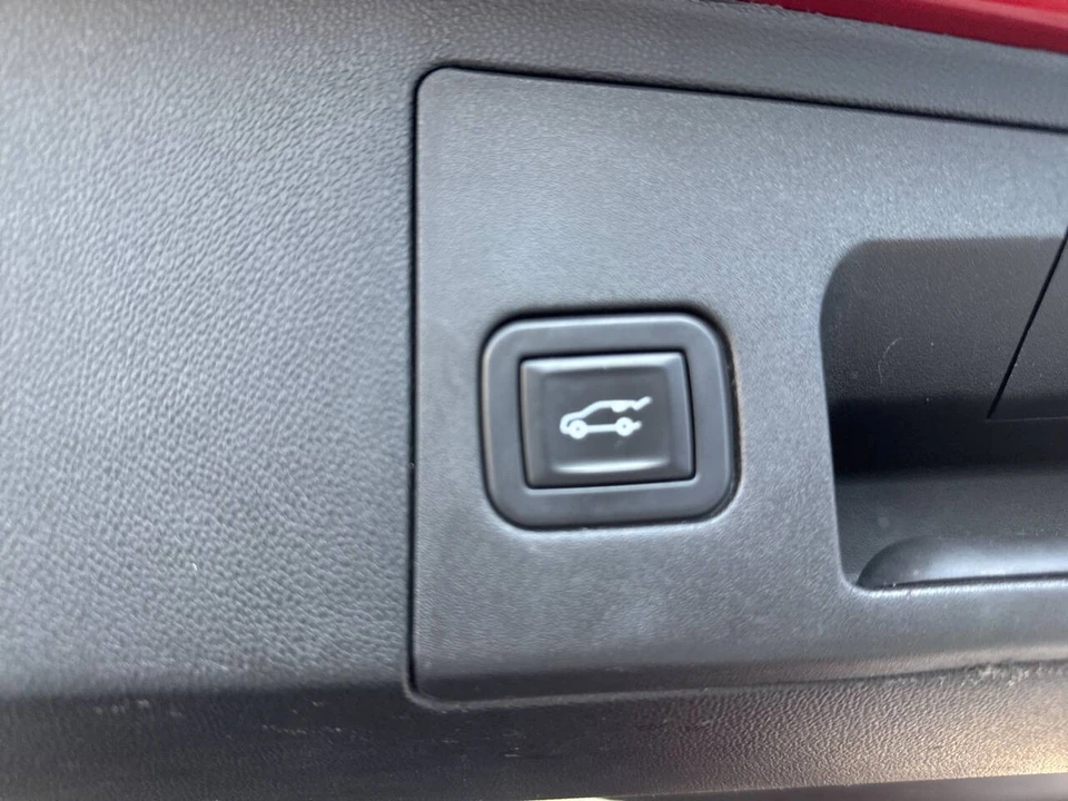 2021 Cadillac XT5 - Image 10 of 21