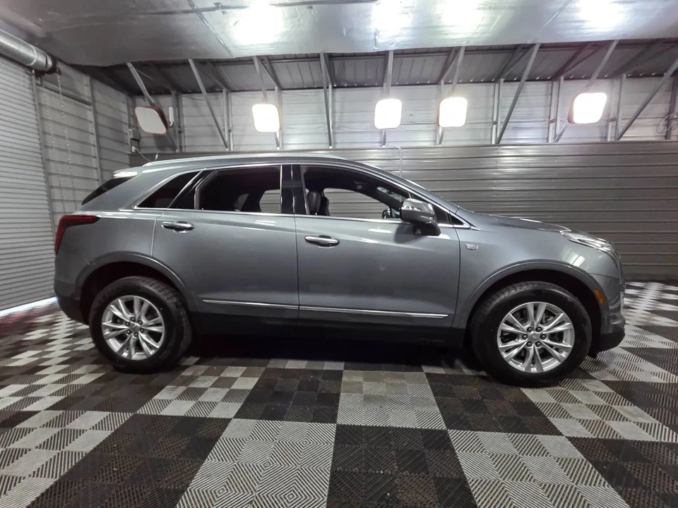 2021 Cadillac XT5 - Image 9 of 12