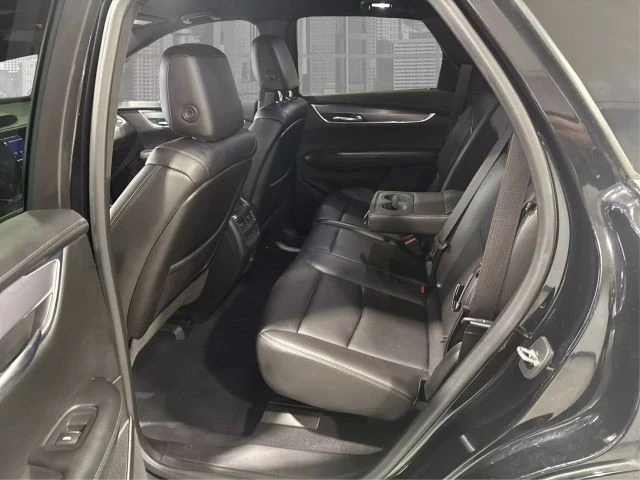 2021 Cadillac XT5 - Image 10 of 21