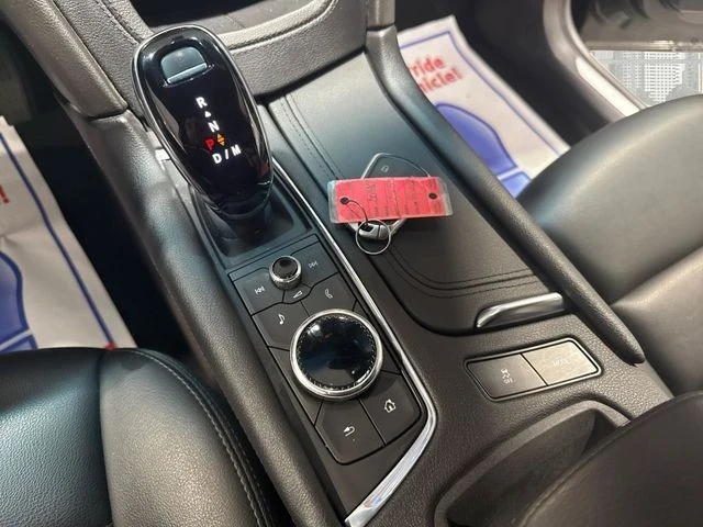 2021 Cadillac XT5 - Image 18 of 21