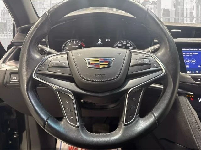 2021 Cadillac XT5 - Image 17 of 21