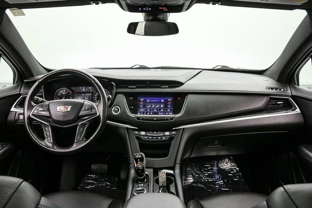 2021 Cadillac XT5 - Image 15 of 21