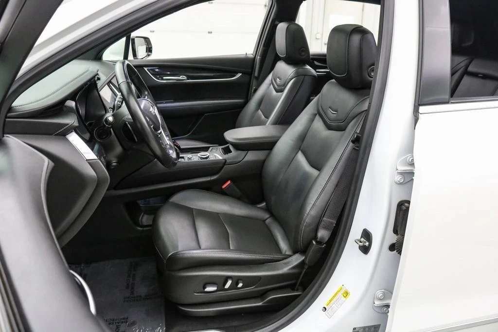 2021 Cadillac XT5 - Image 12 of 21