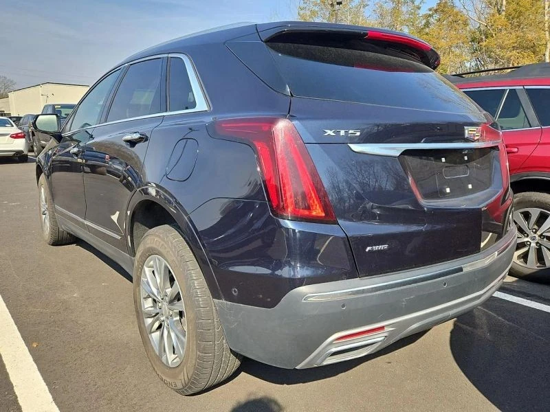2021 Cadillac XT5 - Image 3 of 4