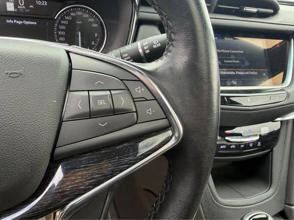 2021 Cadillac XT5 - Image 15 of 20