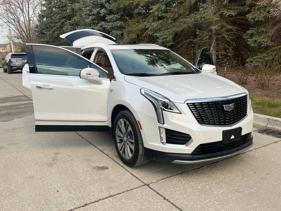 2021 Cadillac XT5 - Image 15 of 21