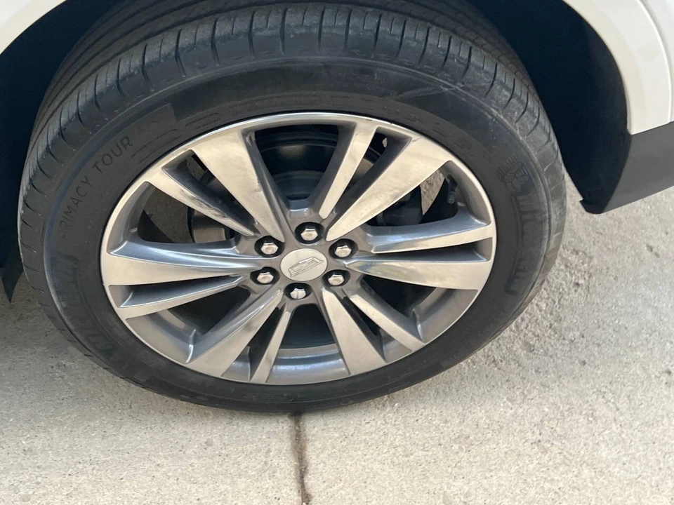 2021 Cadillac XT5 - Image 11 of 21