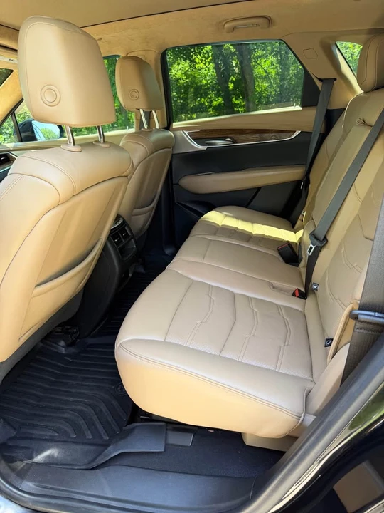 2021 Cadillac XT5 - Image 7 of 10