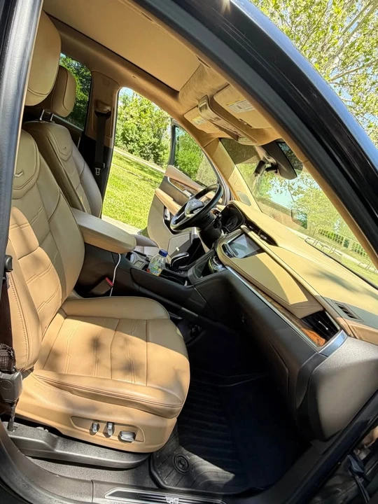 2021 Cadillac XT5 - Image 6 of 10