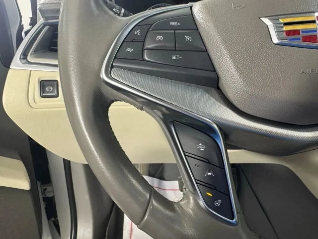 2021 Cadillac XT5 - Image 15 of 21