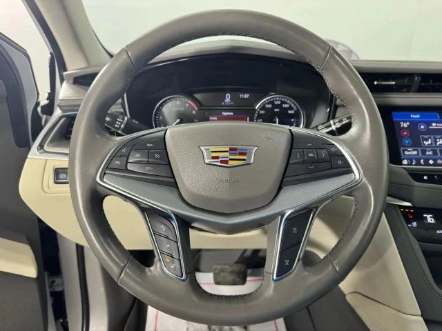 2021 Cadillac XT5 - Image 13 of 21