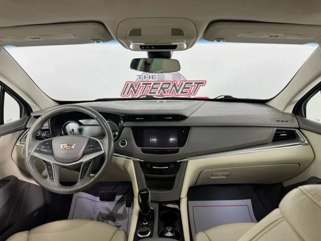 2021 Cadillac XT5 - Image 11 of 12
