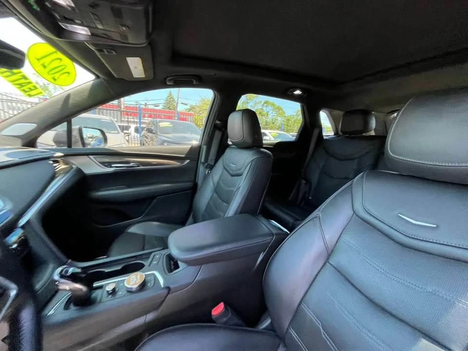 2021 Cadillac XT5 - Image 12 of 20