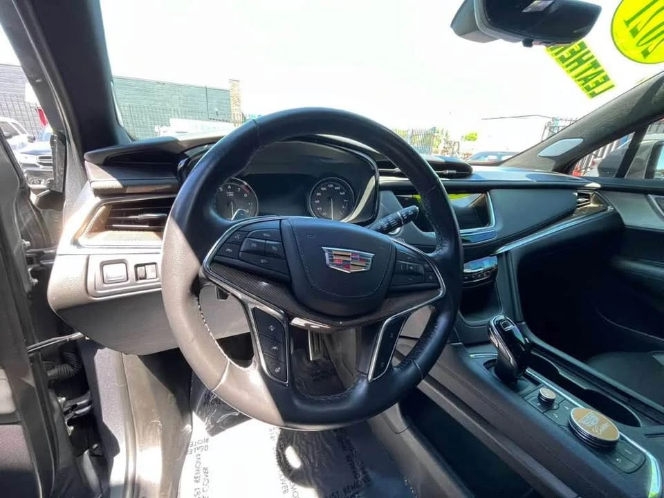 2021 Cadillac XT5 - Image 16 of 20