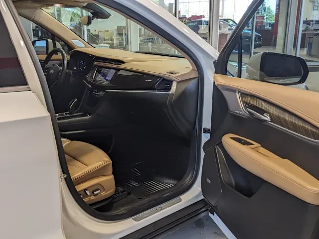 2021 Cadillac XT6 - Image 4 of 16