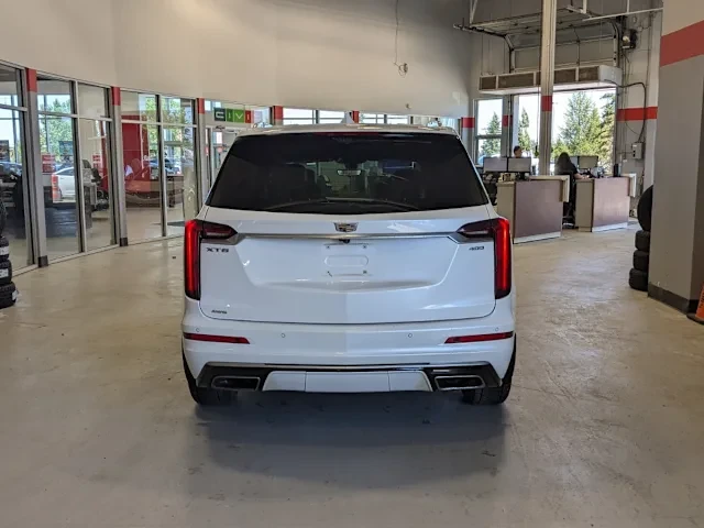 2021 Cadillac XT6 - Image 14 of 16