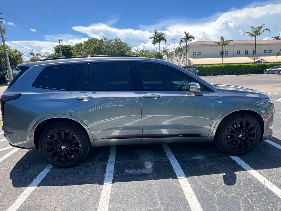 2021 Cadillac XT6 - Image 18 of 31
