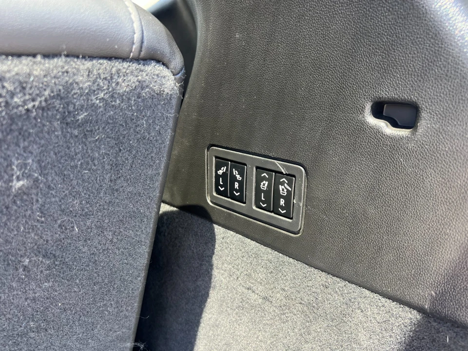 2021 Cadillac XT6 - Image 29 of 31