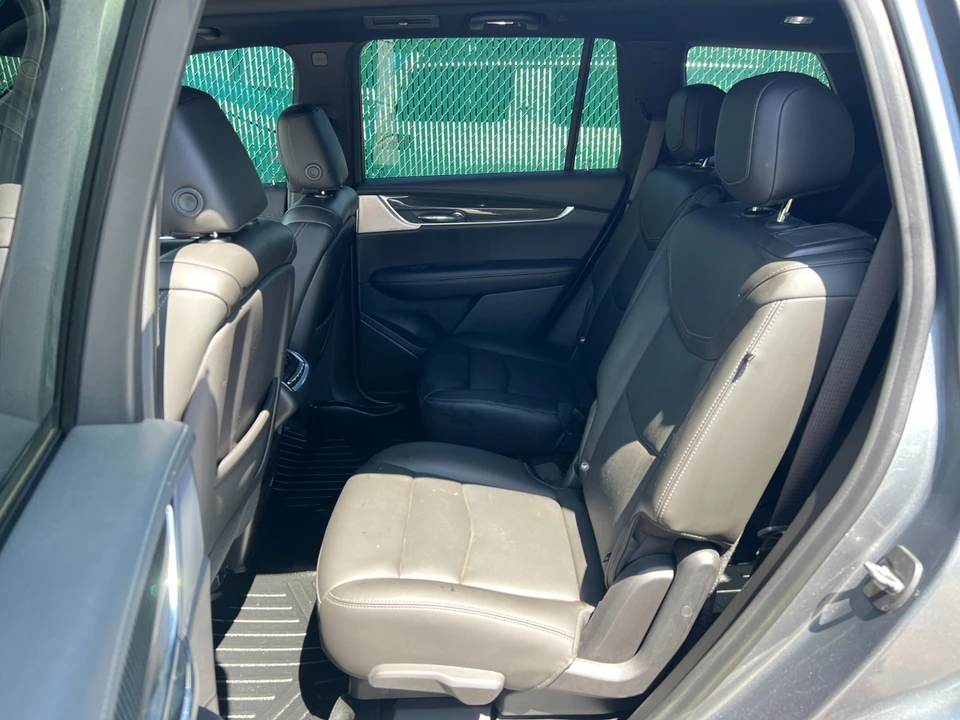 2021 Cadillac XT6 - Image 24 of 31