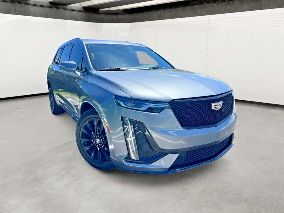 2021 Cadillac XT6 - Image 2 of 31