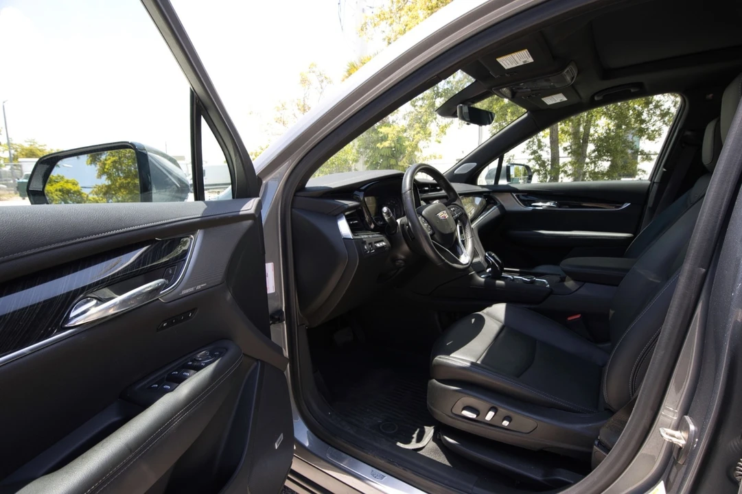 2021 Cadillac XT6 - Image 17 of 31