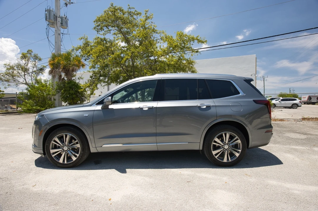2021 Cadillac XT6 - Image 5 of 31
