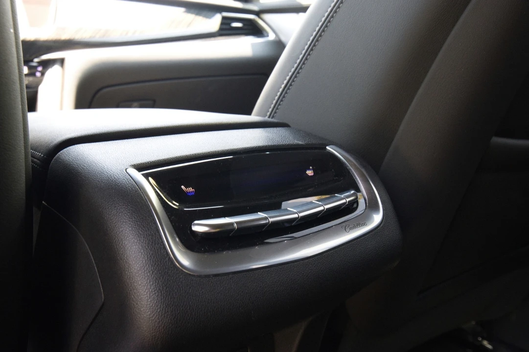2021 Cadillac XT6 - Image 24 of 31