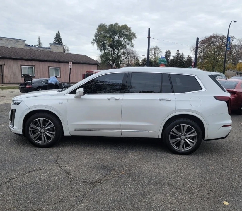 2021 Cadillac XT6 - Image 7 of 17