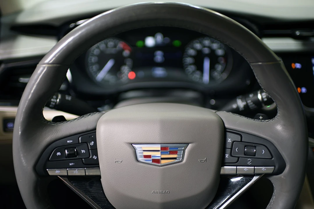 2021 Cadillac XT6 - Image 17 of 21