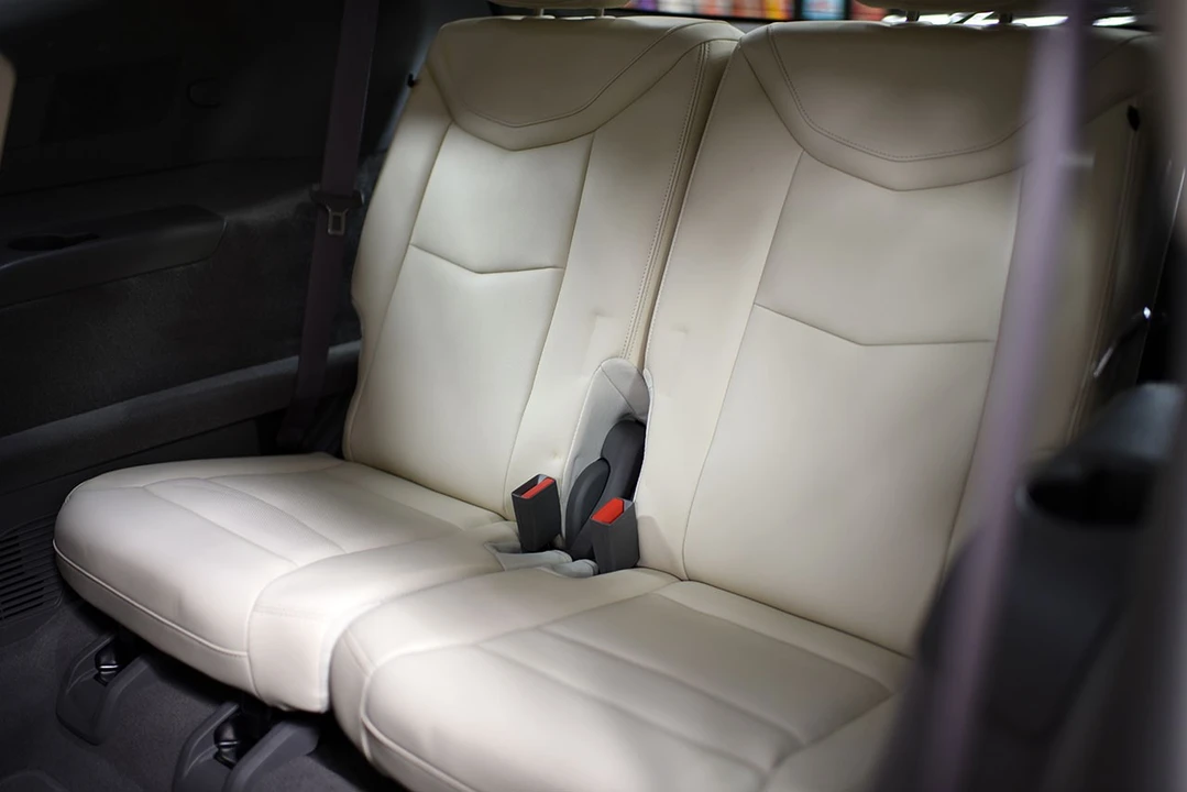 2021 Cadillac XT6 - Image 16 of 21