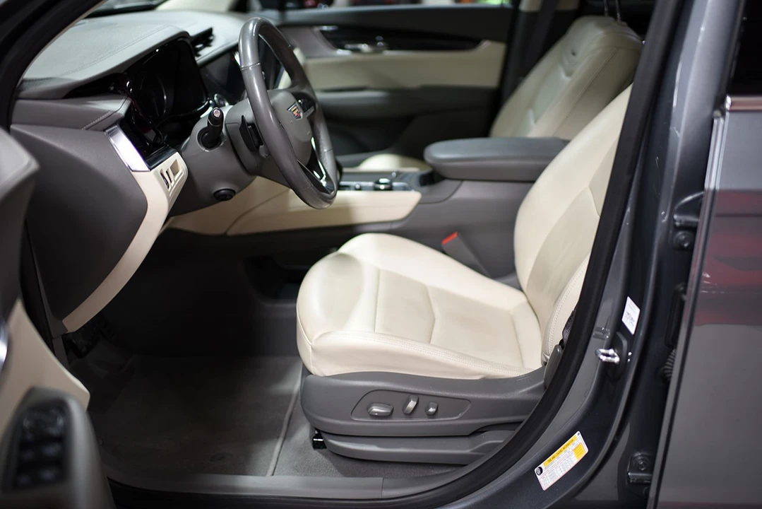 2021 Cadillac XT6 - Image 10 of 21