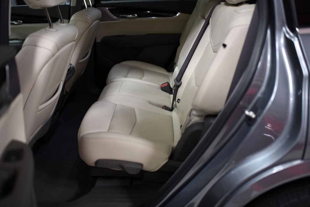 2021 Cadillac XT6 - Image 14 of 21