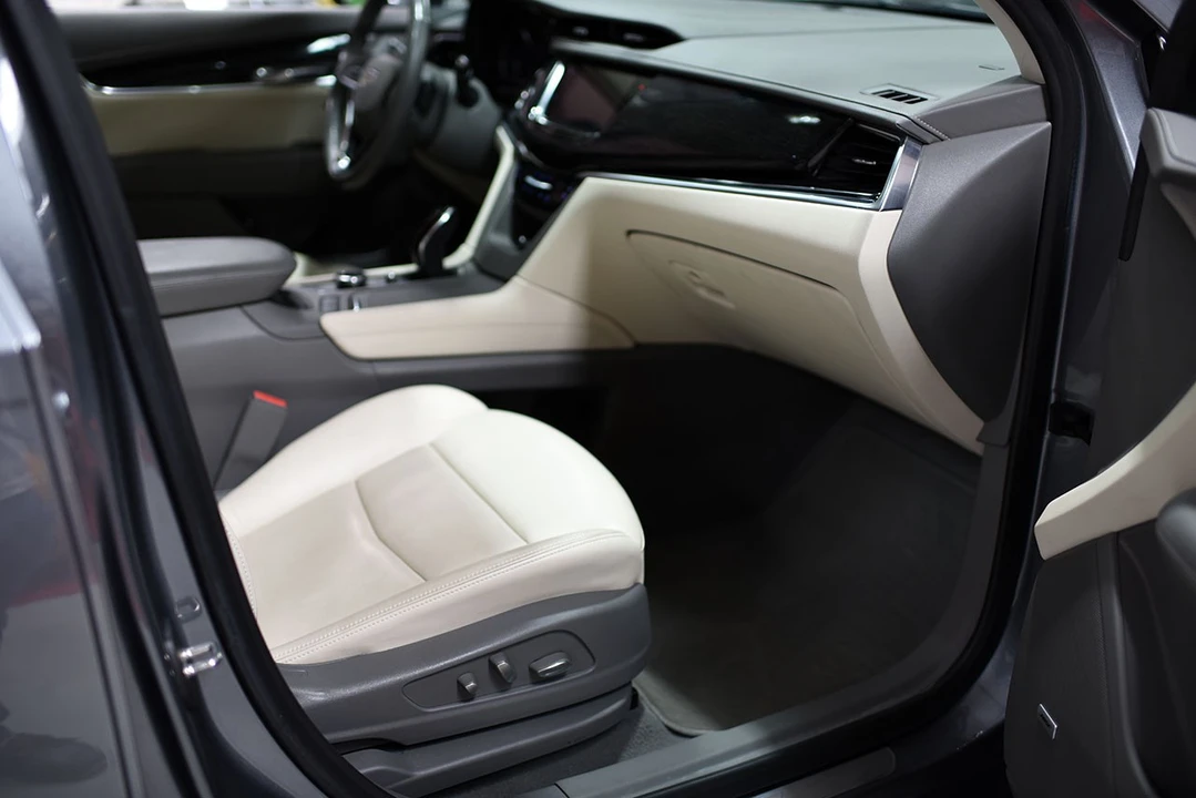 2021 Cadillac XT6 - Image 12 of 21