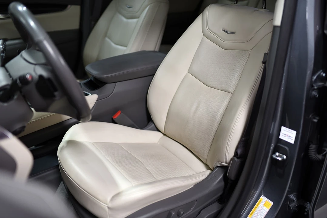 2021 Cadillac XT6 - Image 11 of 21