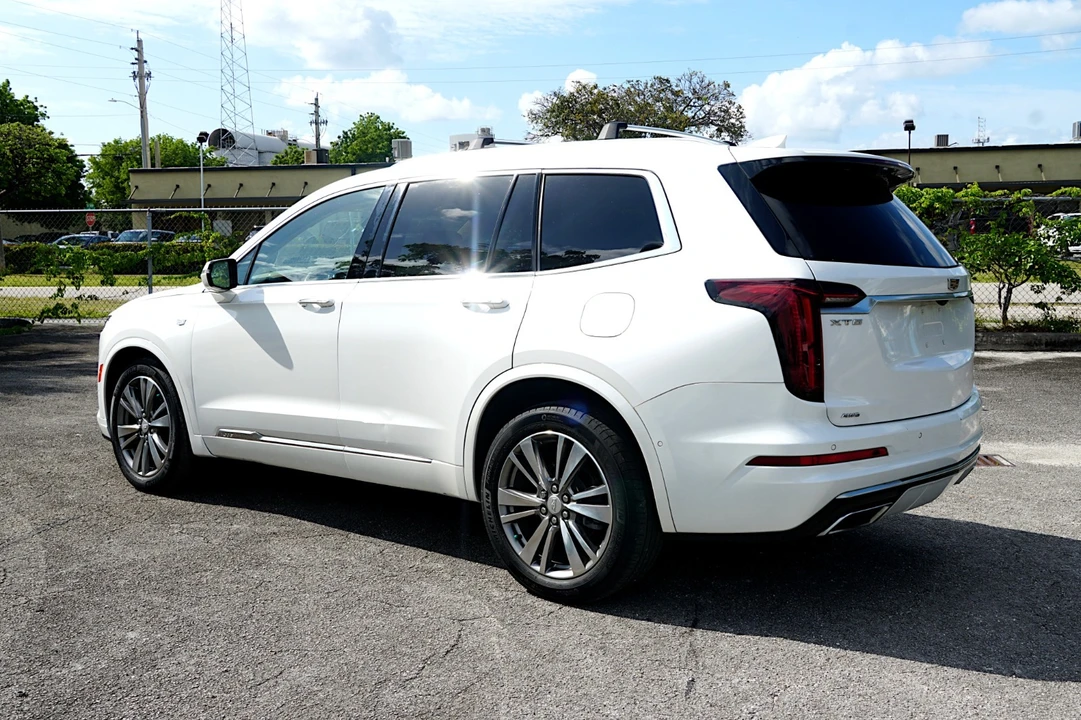 2021 Cadillac XT6 - Image 10 of 31