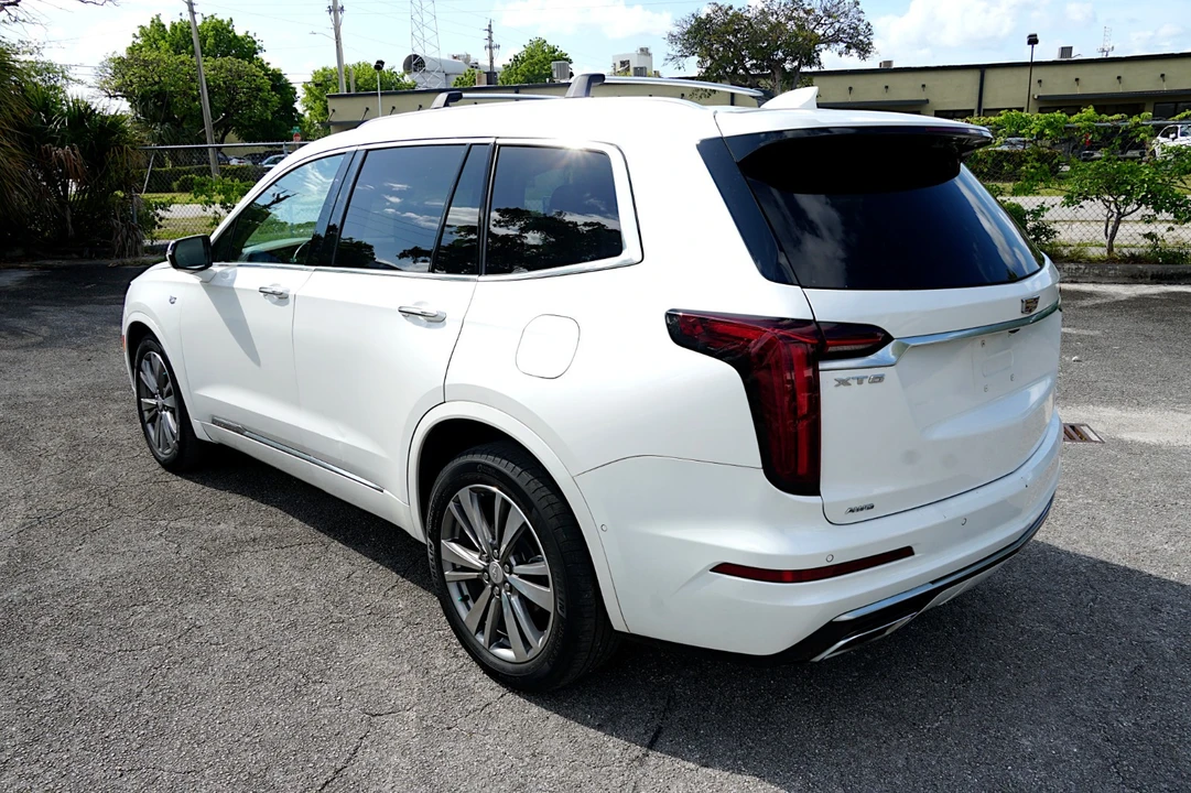 2021 Cadillac XT6 - Image 18 of 31