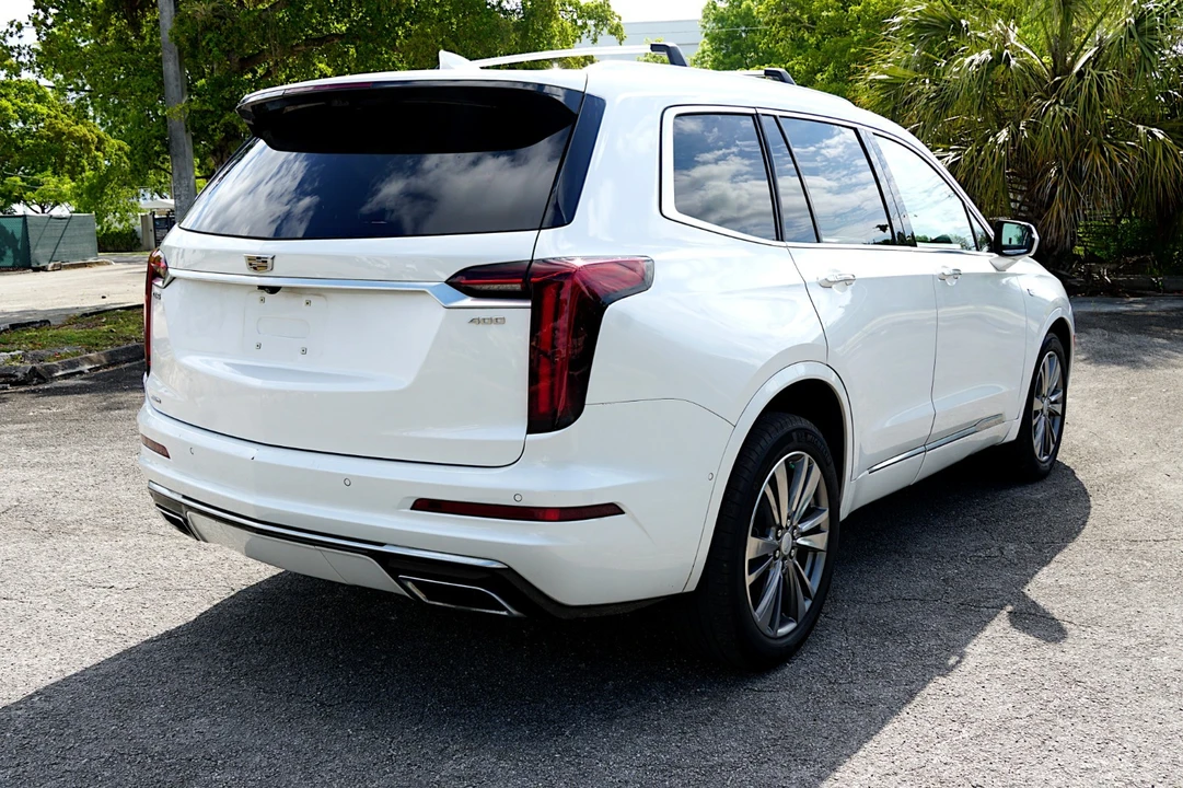 2021 Cadillac XT6 - Image 7 of 31